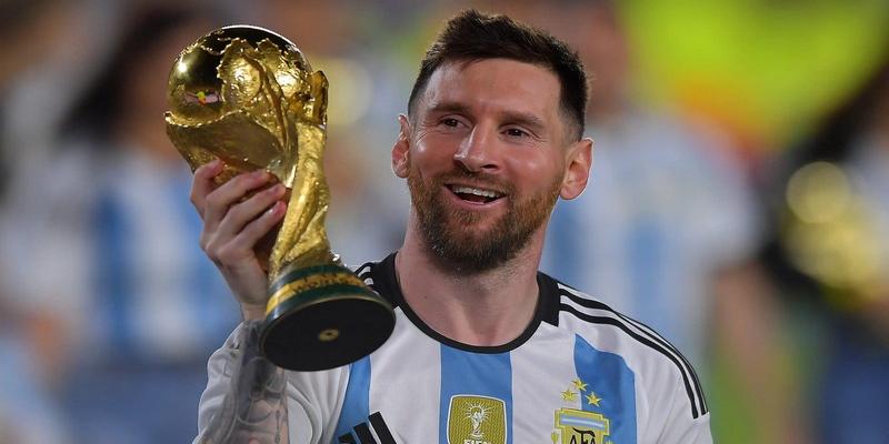 Lionel Messi xếp thứ 2 trong danh sách cầu thủ ghi nhiều bàn thắng nhất thế giới tới nay