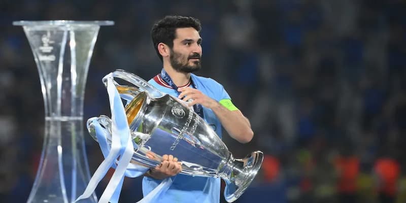 Đội trường Gundogan cùng chiến tích lịch sử của Man City